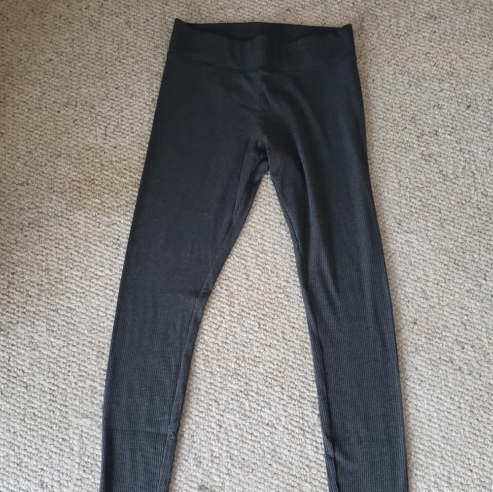 H&M Ribbed Grey Leggings